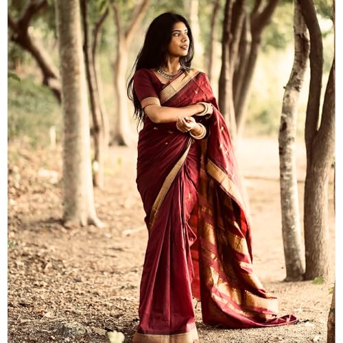Image of DHIHA Gadwal Cotton Saree for Women | Pure Kalyani Cotton Saree with Zari Border Tassels & Blouse | Kanjivaram Linen Silk | Handloom Weave