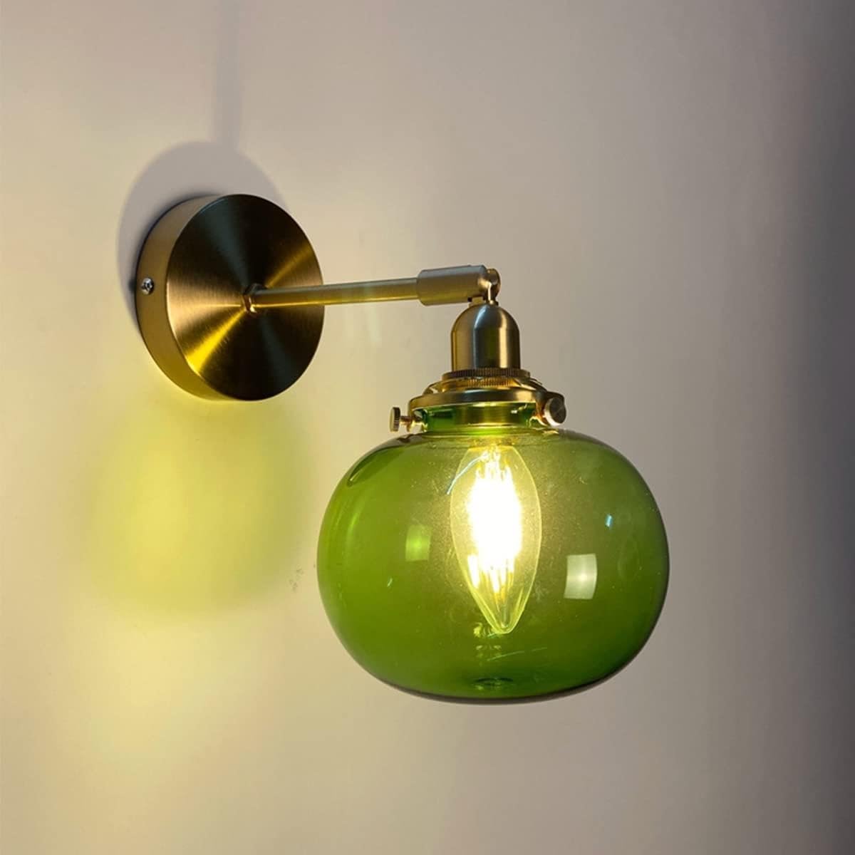 Lampada da parete moderna industriale verde, applique con paralume sferico in vetro a 1 luce, illuminazione vintage for casa di campagna, ristorante, caffetteria