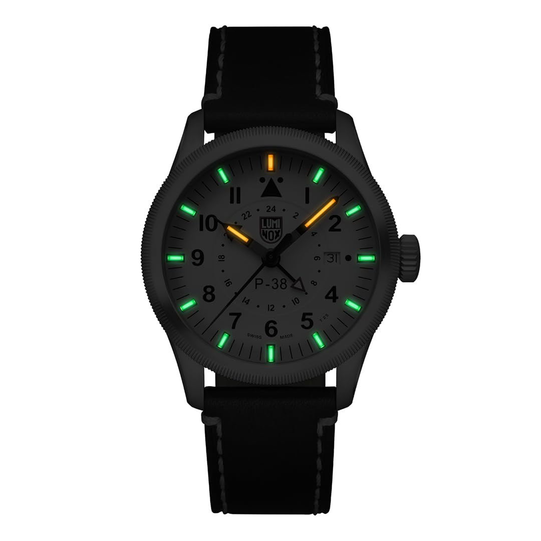 Luminox Air Pilot P-38 Lightning Pilotenuhr mit Armband aus Leder, in der Farbe: Schwarz, Gehäusedurchmesser: 42 mm, Wasserdichtigkeit: 100 Meter, XA.9527