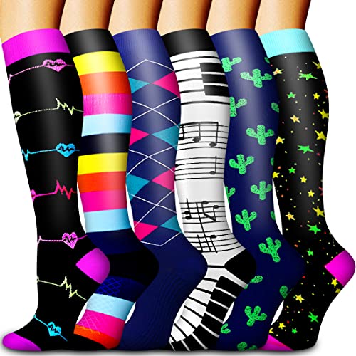 13 Best Walking Socks That Support Your Muscles And Joints