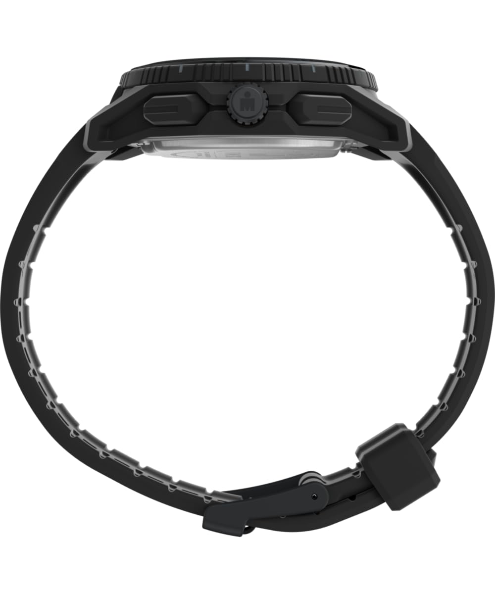 Timex Herren Digital Quarz Armbanduhr mit einem Kunststoffband Ironman Adrenaline