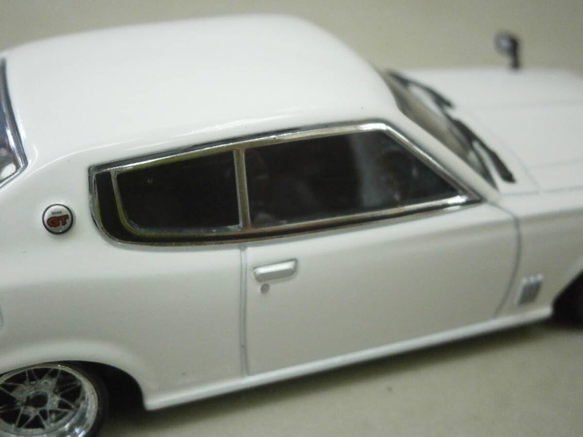 Amazon | 1/43＜：NOREV＞ ブルーバード U 2000GT (1973) サメブル