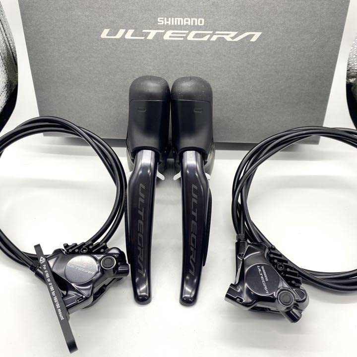 シマノ　アルテグラ　Di2用STIレバー、油圧ディスクブレーキキャリパーセット シマノ アルテグラ Di2用STIレバー、油圧ディスクブレーキキャリパーセット