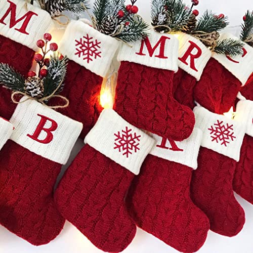 XUDREZ Meia de Natal com 26 letras, inicial bordada mini meias de Natal fofas cordão de algodão com