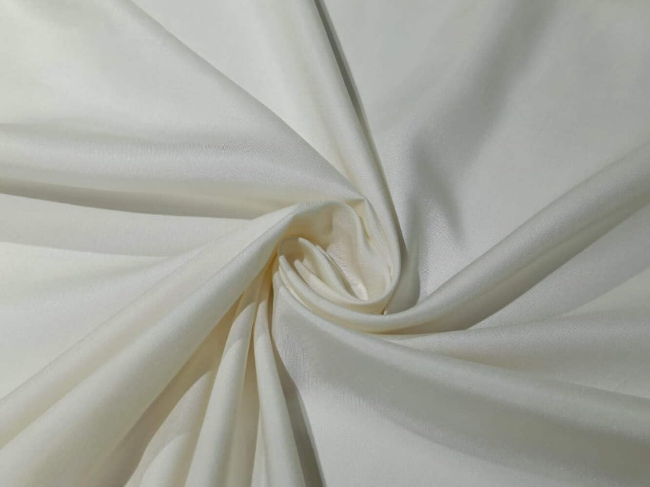 FabricFactory100% Pure Silk Original Double Horse Boski White Ivory Color Fabric 36" Wide [9182] Custom-Dyed 65 Grams