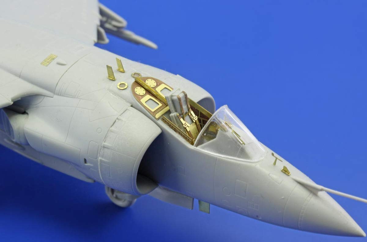 Amazon | エデュアルド 1/72 シーハリアー FRS.1 エッチングパーツ