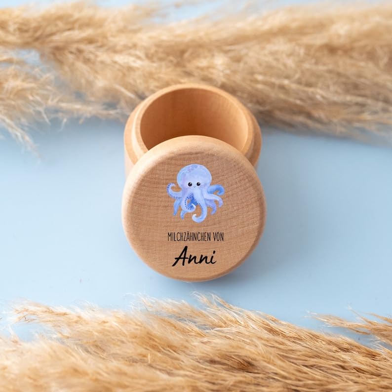 Bärenfreunde - Milchzahndose personalisiert aus Holz mit kinderfreundlichem UV-Druck - Zahndose Milchzähne als Erinnerung an die ersten Zähnchen (Tintenfisch blau)