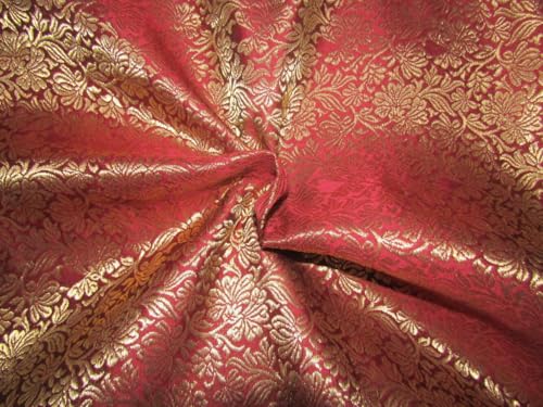 Tissu brocart de prestige rouge et or métallisé BRO756 d'une largeur 111cm