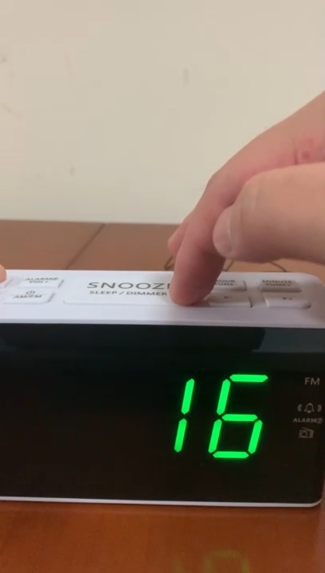 Watch turn on/off alarm, set radio alarm and volume on Amazon Live