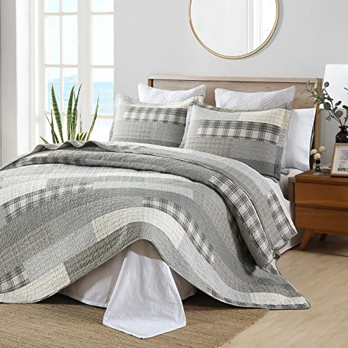 Image of PANGUSHAN Quilt Set King Size,100% Cotton Quilt Bedspread Bedding Set,Grey(Gray) /Cream /Khaki Patchwork Plaid Farmhouse Rustic Reversible Lightweight Comforter Bed Cover King Bed,All Season,3 Pieces