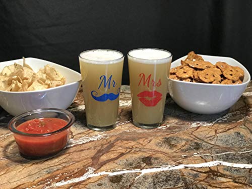 Mr. And Mrs. Pint Beer Glasses Gift Set | Perfect Christmas Glass Gift, Funny Engagement Or Wedding Present | Perfect For Valentines Day, Newlyweds, Anniversary Presents, Bride And Groom, And Couples #TOP3