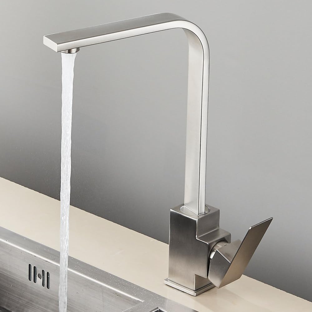Mitigeur de cuisine rotatif 360° pour simplifier la vaisselle