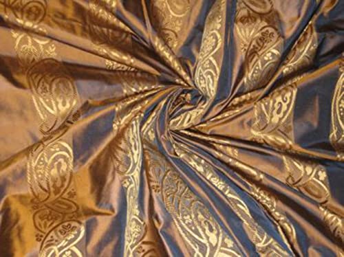 Tissu taffetas de soie marron foncé brodé d'or pour vos robes de soirée uniques