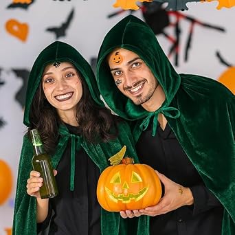 Green Cloak, Golden Velvet Fabric, 150 Cm, Suitable for Both Men and Women's Vampire Costumes, Halloween Devil Cloak, can be Used in Event Performances, Parties, and Festivals