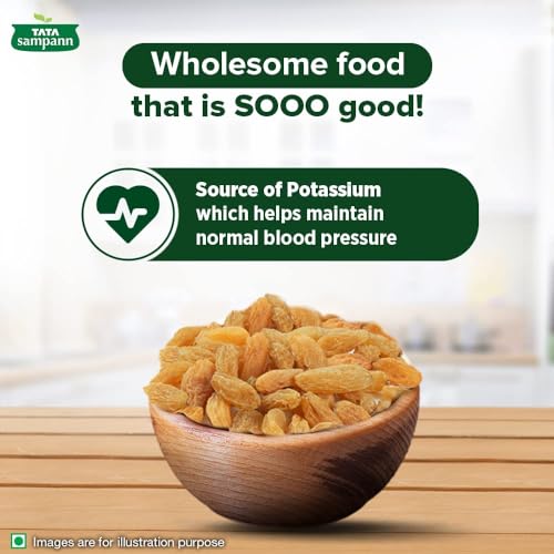 Image of Tata Sampann Pure Raisins Seedless /Kishmish, 500g, Source Of Potassium, Premium Dry Fruits, Green Raisins (Pack of 3)