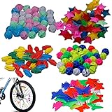 🚴‍♂️【Diseño conveniente】 Con un diseño de clip simple, estas decoraciones de radios de bicicleta multicolores se pueden instalar en un solo movimiento. Simplemente cuélguelos en los radios de la bicicleta y gire las ruedas en segundos.