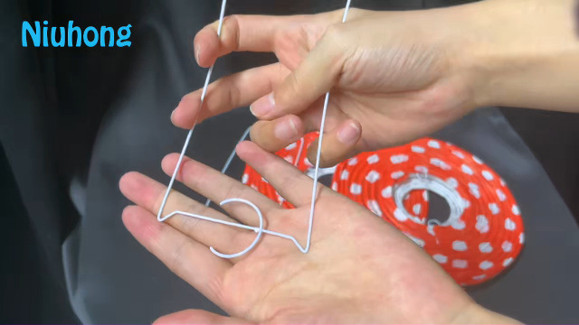 4 lanterne di carta a forma di fungo da appendere decorazione per feste di compleanno decorazione carina per il paese delle meraviglie della giungla