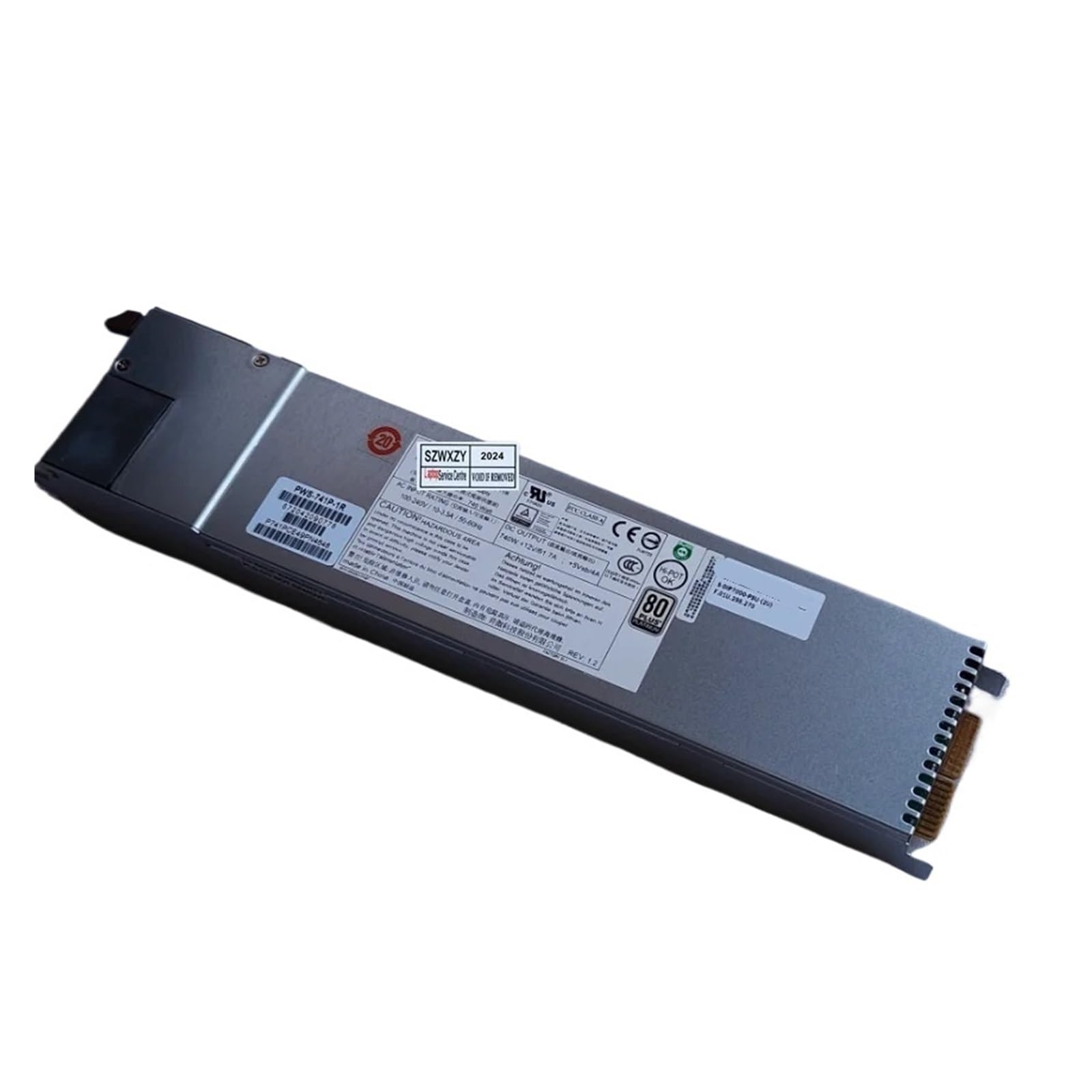 Alimentation redondante PWS-741P-1R installée en centre de données 1U 740W