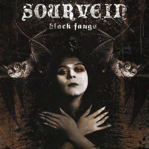 Black Fangs : bague griffe gothique en argent massif noirci poli main