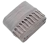 tagesdecke braun grün Bitte beachten Sie auch unser breites Sortiment an gemütlichen Plaids aus Baumwolle. Die leichten und schönen Plaids erzeugen Gemütlichkeit und Komfort in Ihrem Zuhause. Baumwollplaids fühlen sich weich und angenehm an, die Oberfläche ist leicht angeraut. Die Naturbaumwollfaser ist sehr angenehm und weich auf der Haut - beispielsweise führt diese nicht zu Übererwärmung