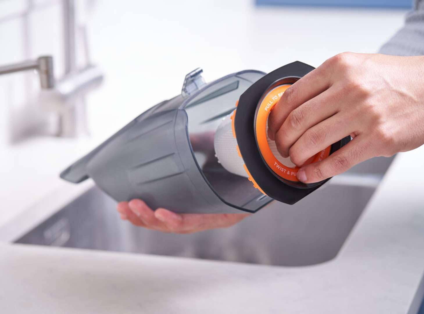Black and Decker BCHV001 18v Cordless Hand Dustbuster No Batteries