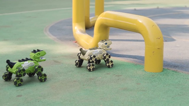 Amazon.com: 4DRC Remote Control Dinosaur Monster Truck Toys, 8WD