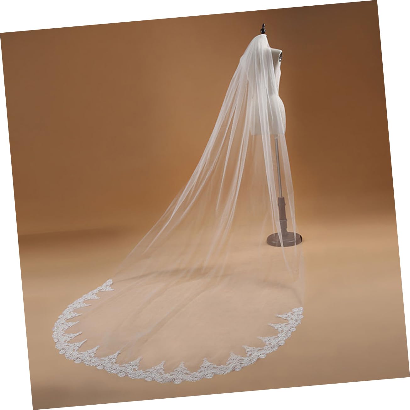 minkissy 2 Stck. Hochzeitsbrautschleier Schicht mit Spitzenrand Eleganter Schleier Hochwertigem Material Leicht Komfortabel Perfektes Accessoire für Hochzeiten Zeremonien