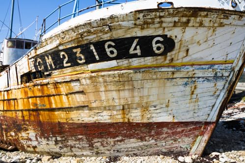 Photo de voyage Norbert Hohn : l'âme nostalgique de l'épave de Camaret-Sur-Mer