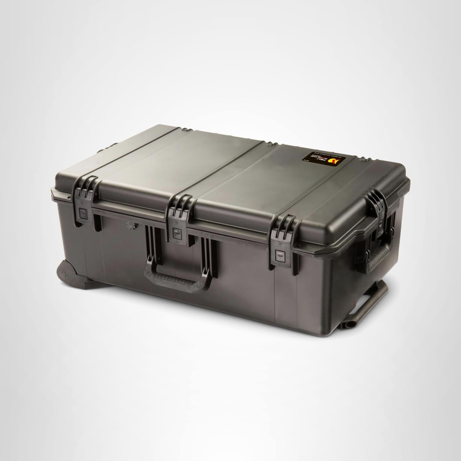 Amazon.com: Pelican Storm iM2950 Case With Foam (Black) : Sports