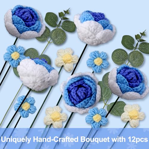 Foyucool Gehäkelte Blumen, handgefertigter Strauß mit Geschenktüte, Ein schönes Geschenk zu Weihnachten, Muttertag und Valentinstag, Blau Weiß