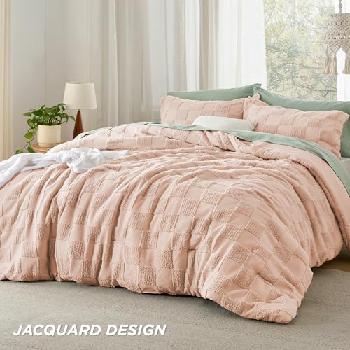 Image of Bedsure Dusty Rose King Size Comforter Set, Boho Tufted Bed Set, Checkered Farmhouse-Style Distressed Vintage Bedding, 3 Pieces, 1 Plaid Geometric Comforter and 2 Pillow Shams