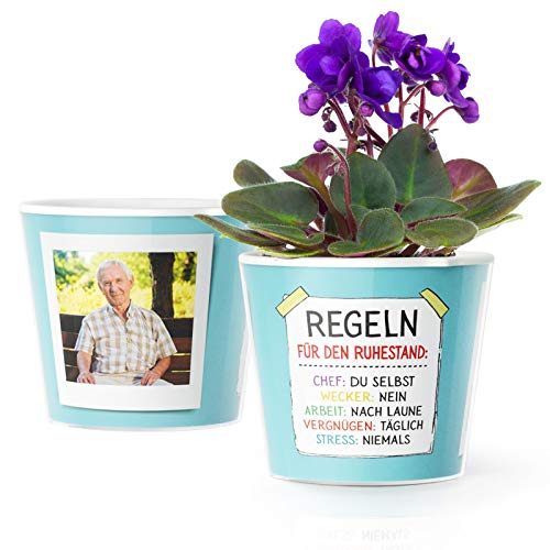 Preisvergleich Produktbild Facepot Geschenk zum Rentenbeginn Blumentopf (ø16cm) / Abschiedsgeschenk für Kollegen, Chef, Oma, Opa zur Pensionierung mit Bilderrahmen für 2 Fotos (10x15cm) / Regeln für den Ruhestand