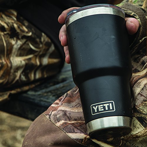 YETI 30 oz Stainless Steel Insulated Tumbler with Lid - Black