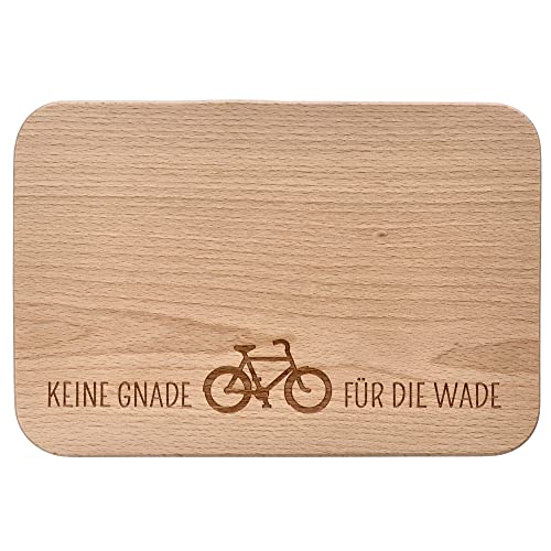 Spruchreif Frühstücksbrettchen aus Holz mit Gravur „Keine Gnade für die Wade“ – Perfekte Geschenkidee für Radfahrer & Mountainbiker