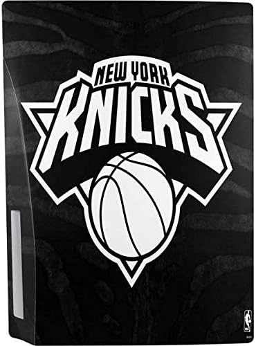 Vista 11 de Skinit Decal Gaming Skin Compatible with PS5 Bundle - Officially Licensed NBA New York Knicks Black Secondary Logo Design Negro - DSTKNI03