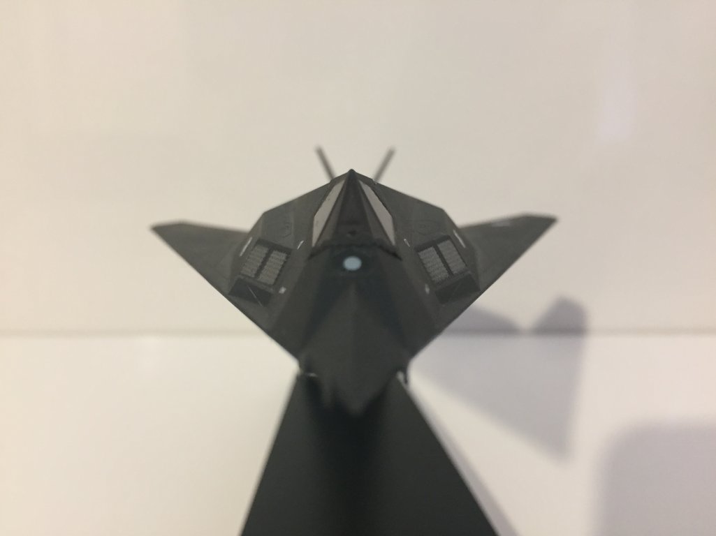 Amazon | ドラゴンウイングス 1/144 アメリカ空軍 F-117A ナイトホーク