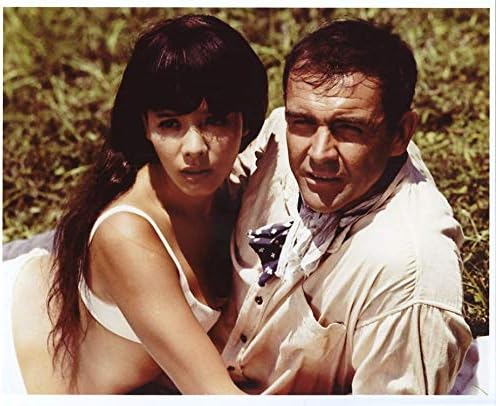 Amazon 映画俳優 浜美枝 ショーン コネリー 写真 フォト 大 Photograph 2 映画 007は二度死ぬ ジェームズ ボンド ボンドガール アイドル 芸能人グッズ 通販