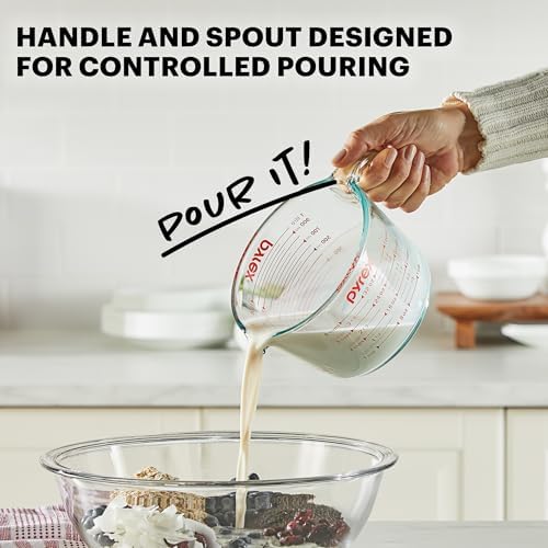 Pyrex Essentials (3-Pack) Glass Measuring Cups Set, (1, 2 & 4 Cup) Measuring Cups For Prepping, Baking and Cooking, Preheated Oven, Dishwasher, Freezer, and Microwave Safe — view 3