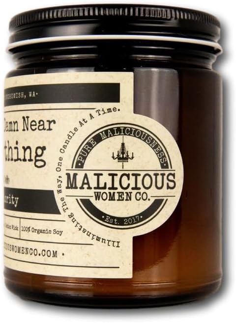 Miniatura 2 de Malicious Women Candle Co - Queen of Damn Near Everything, impregnada de superioridad, aroma rosa rebelde, vela de soja natural, 9 onzas líquidas
