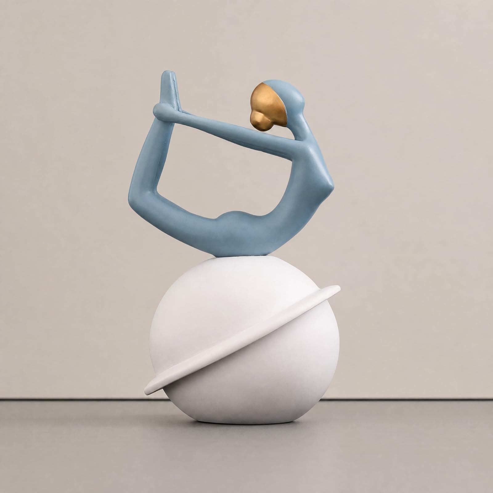 Scultura Decorativa a Tema Meditazione |, Figurina Femminile Posizione Meditazione, Idea Regalo, Ornamento da Tavolo, per Comodino, Soggiorno, Stile E