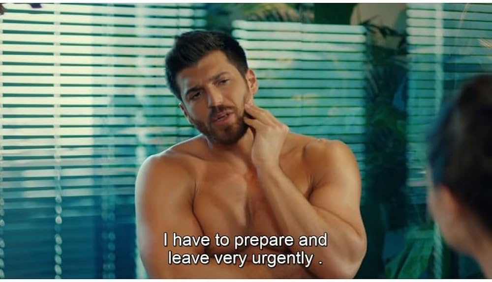 Qizlarda katta belbogli yigitlar bor Institutda pornografik buzuqlik