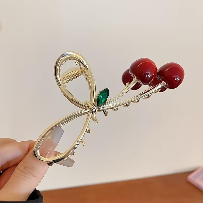 Image of Diversa Rhinestone Golden Claw Clip, Embellished Korean Clutcher, Non- Slip Metal Claw Clip for Girls, Fancy Clutcher for Women, Pack of 1 (Wavy)