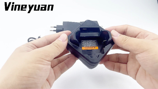 Amazon.com: PMNN4468B PMNN4468A PMNN4468 Li-ion Battery Charger