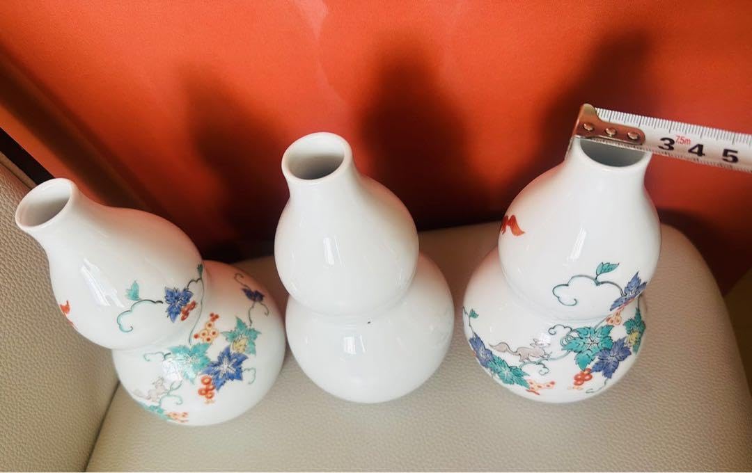 Amazon.co.jp: 十三代 酒井田柿右衛門 葡萄りす文染錦 在銘 高さ:約