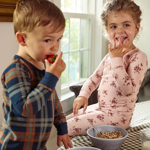 Image of Modern Moments by Gerber Baby Toddler Hacci Snug Fit 2-piece Pajama Set