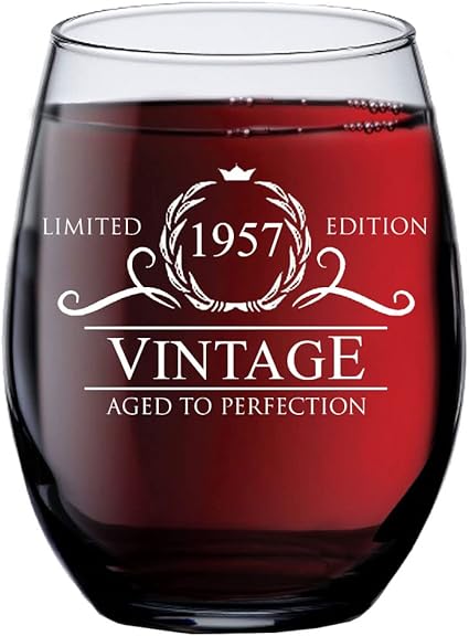Amazon 65歳の誕生日ギフト レディース メンズ 1956 ヴィンテージ 15オンス ステムレスワイングラス 65歳の誕生日パーティーデコレーション 65周年記念プレゼント 親父 母 65位 同窓会 Humor Us Home Goods ワイングラス