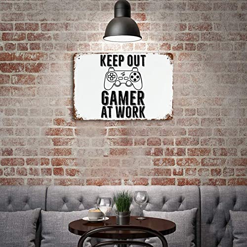 Plaque de porte Keep Out Gamer at Work en métal - Solution déco pour préserver votre studio