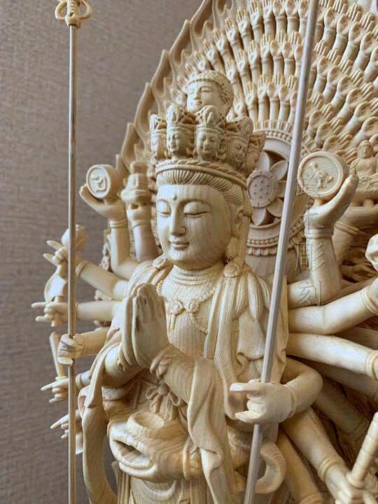Amazon｜仏像立像 木彫 千手観音菩薩立像 供養品 風水開運 祈る厄除 
