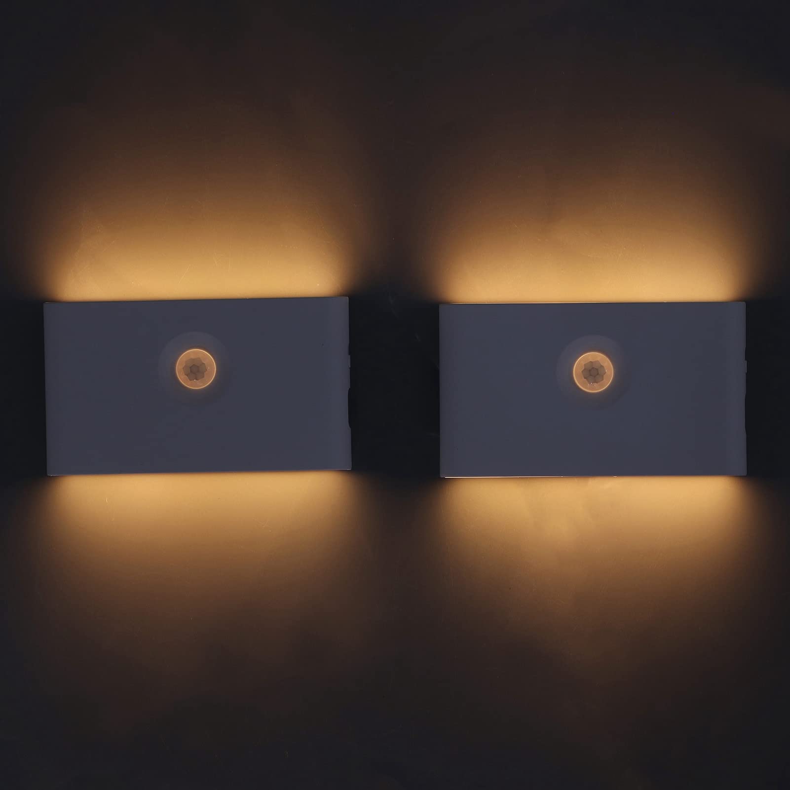 Lámpara de Noche Sensores Inteligentes Luz de Noche USB Recargable Imán Adsorción Pequeña lámpara de Armario LED para Pasillo Cama Luz de Noche Inferior Decoración de habitación de Anime