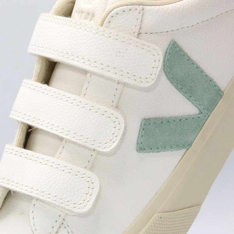 Womens Recife Chromefree Leather4